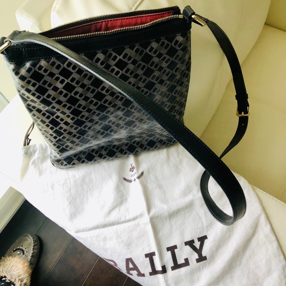 Bally vintage monogrammed cross body bag. - Picture 5 of 10